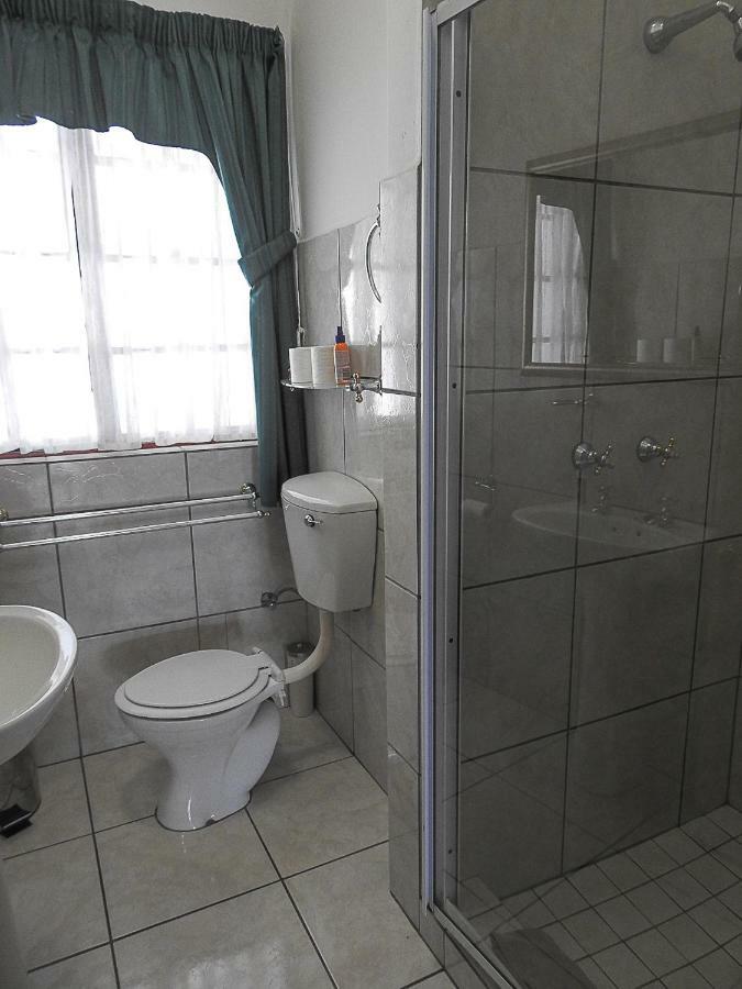 Mosselbay Backpackers Hostel Mossel Bay Exterior photo
